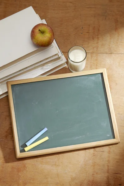 Bildungskonzept mit Büchern — Stockfoto