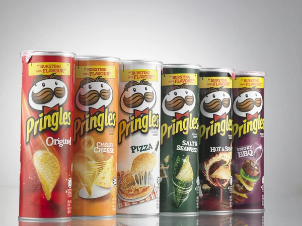 Uppsättning av Pringles chips — Stockfoto