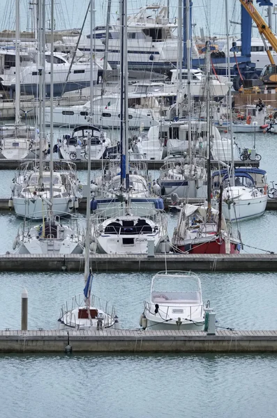 Italy, Sicily, Mediterranean sea, Marina di Ragusa; 23 February 2016, boats and luxury yachts in the marina - EDITORIAL — Stock Photo, Image