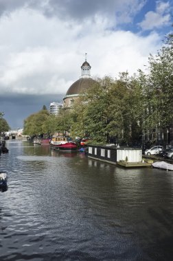 Hollanda, Amsterdam, yüzen şehir merkezinde ile çok sayıda su kanal