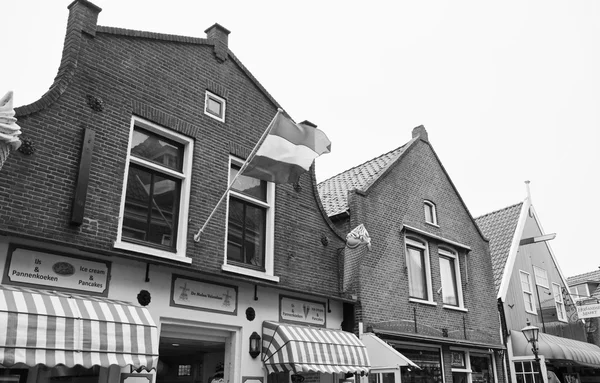 Holland, Volendam (Amsterdam); 9 ottobre 2011, la facciata di vecchia pietra Case - Editoria — Foto Stock