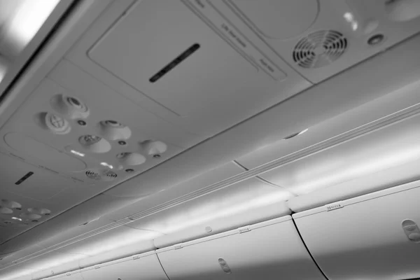Itália, cabine de avião com sinal de não fumar — Fotografia de Stock