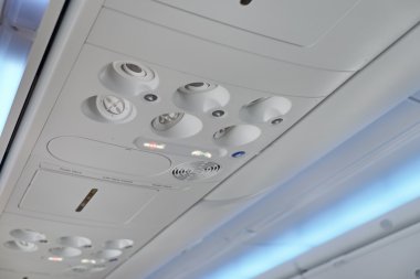 İtalya, uçak kabin yok Sigara İçilmez işareti ile