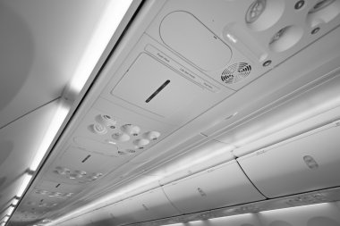 İtalya, uçak kabin yok Sigara İçilmez işareti ile