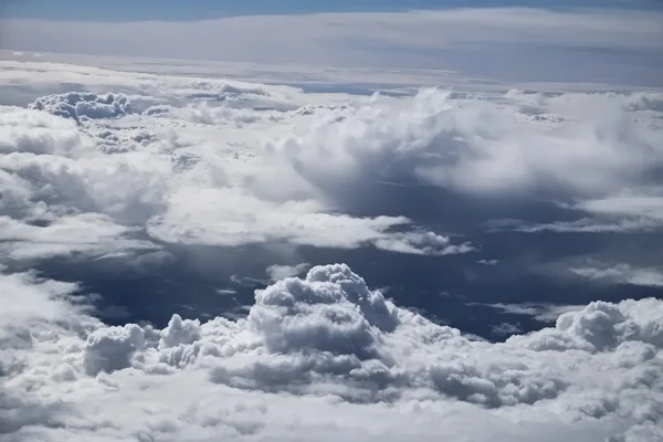 空に雲の空撮 — ストック写真