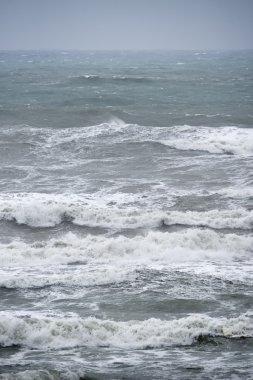 İtalya, Sicilya Kanalı, kışın sert Akdeniz