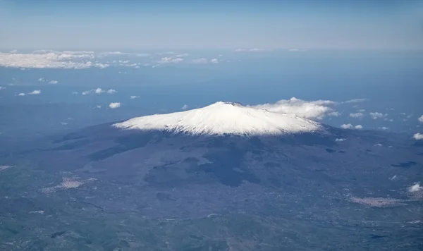 Olaszország, Szicília, a szicíliai vidék és az Etna vulkán légifelvételek — Stock Fotó