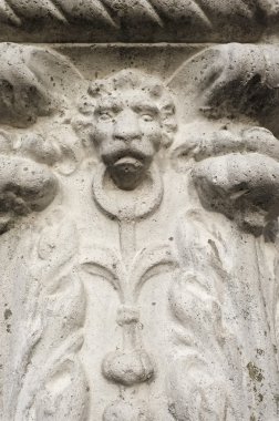 İtalya, Roma, aslan yüz eski bir taş vazo içinde oyulmuş