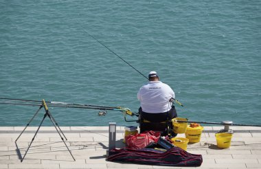 İtalya, Sicilya, Marina di Ragusa; 30 Nisan 2016, balıkçı liman - Editörden