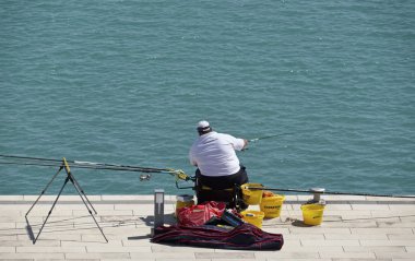 İtalya, Sicilya, Marina di Ragusa; 30 Nisan 2016, balıkçı liman - Editörden
