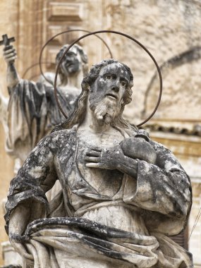 İtalya, Sicilya, Modica (Ragusa eyaletinde), St. Peter's Cathedral (18. yüzyıl a.C.), Barok heykeller