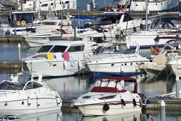 Italy, Sicily, Mediterranean sea, Marina di Ragusa; 1 July 2016, boats and luxury yachts in the port - EDITORIAL — Stock Photo, Image