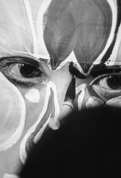 Chinese Opera Theatre; 12 May 1983, chinese man putting on his traditional make up in the backstage before the exhibition - EDITORIAL (FILM SCAN) — Stock Photo, Image