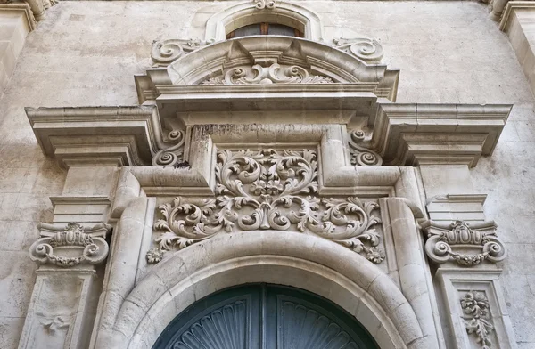 Italy, Sicily, Ragusa Ibla, S. Maria dell'Itria Baroque Church facade (18th century) — Stock Photo, Image