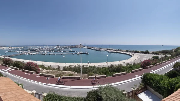 Italië, Sicilië, Middellandse Zee, Marina di Ragusa; 31 juli 2016, jachten boten en luxe in de haven - redactie — Stockfoto