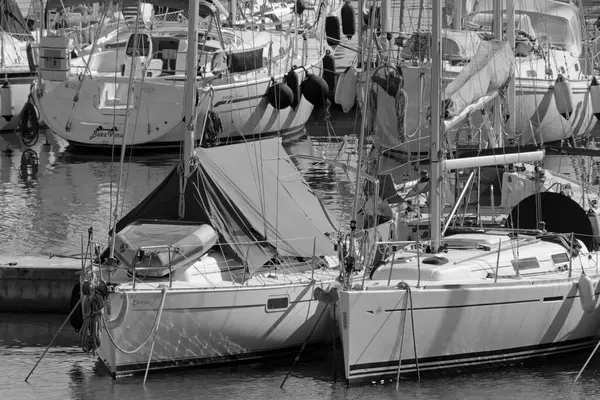 Italien Sicilien Medelhavet Marina Ragusa Ragusaprovinsen Oktober 2020 Segelbåtar Hamnen — Stockfoto