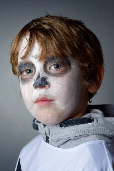 Retrato Niño Varón Años Con Maquillaje Halloween — Foto de Stock