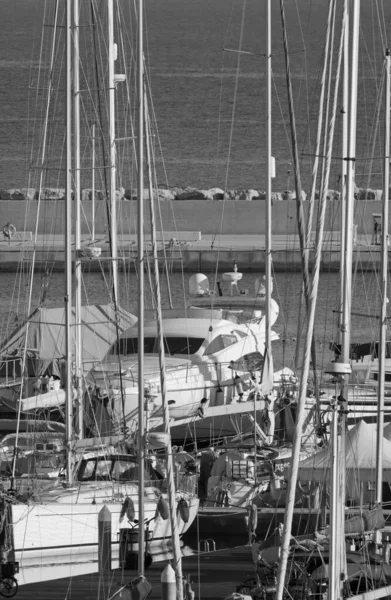 Italien Sicilien Medelhavet Marina Ragusa Ragusaprovinsen November 2020 Lyxjakter Hamnen — Stockfoto