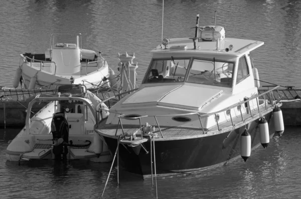 Italien Sicilien Medelhavet Marina Ragusa Ragusaprovinsen Oktober 2020 Motorbåtar Och — Stockfoto