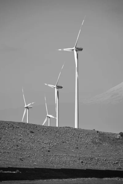 Italy Sicily Catania Province Countryside April 2015 Aeolian Energy Turbines — Stock Photo, Image