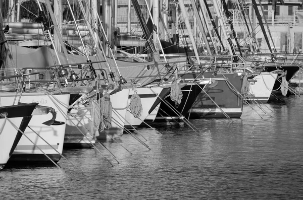 Italien Sicilien Medelhavet Marina Ragusa Ragusaprovinsen November 2020 Lyxjakter Hamnen — Stockfoto