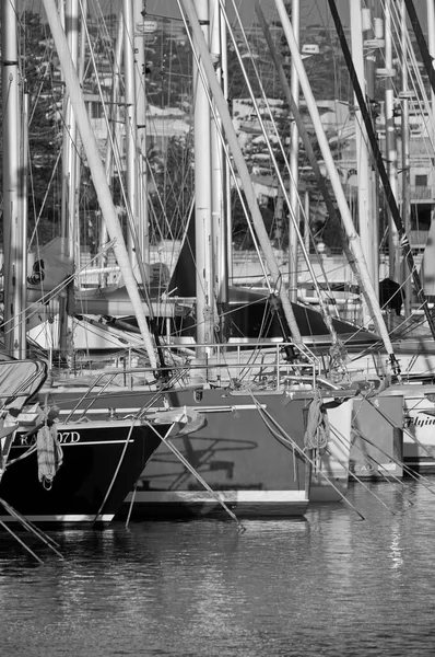 Italien Sicilien Medelhavet Marina Ragusa Ragusaprovinsen November 2020 Lyxjakter Hamnen — Stockfoto