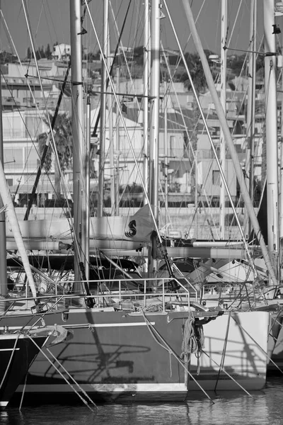 Italien Sicilien Medelhavet Marina Ragusa Ragusaprovinsen November 2020 Lyxjakter Hamnen — Stockfoto