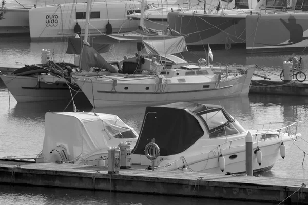 意大利 西西里 地中海 拉古萨港 拉古萨省 2020年11月29日 港口豪华游艇 Editorial — 图库照片
