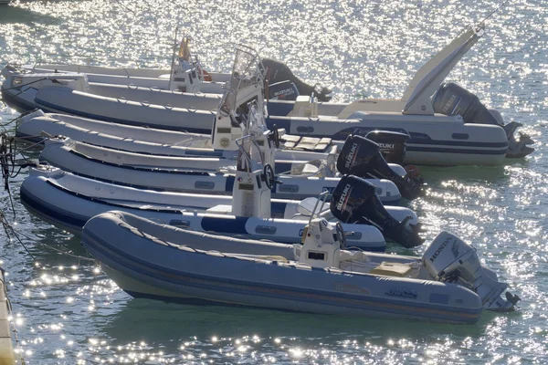 Talya Sicilya Akdeniz Marina Ragusa Ragusa Eyaleti Aralık 2020 Limandaki — Stok fotoğraf