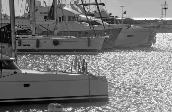 意大利 西西里 地中海 拉古萨港 拉古萨省 2020年12月1日 港口豪华游艇 Editorial — 图库照片