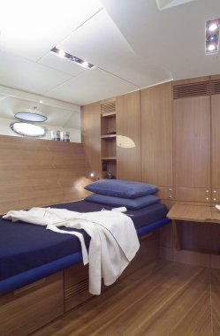 İtalya, Fiumicino (Roma), lüks yat (20 metre), misafir yatak odası