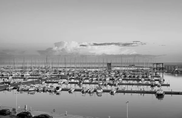 Italien Sizilien Mittelmeer Marina Ragusa Provinz Ragusa Motorboote Und Luxusyachten — Stockfoto