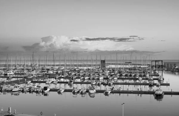 Italien Sizilien Mittelmeer Marina Ragusa Provinz Ragusa Motorboote Und Luxusyachten — Stockfoto