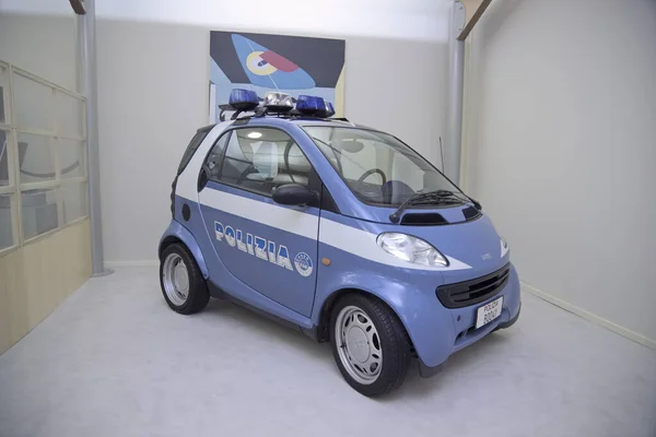 Italien Rom Police Cars Expo Museum Maj 2004 Smart Editorial — Stockfoto