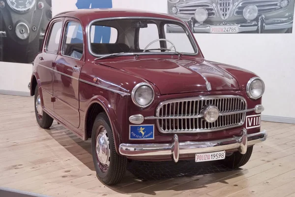 Italy Rome Police Cars Expo Museum May 2004 Fiat 1100 — Stock Photo, Image