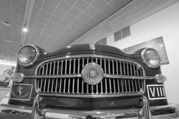 Italië Rome Police Cars Expo Museum Mei 2004 Fiat 1100 — Stockfoto