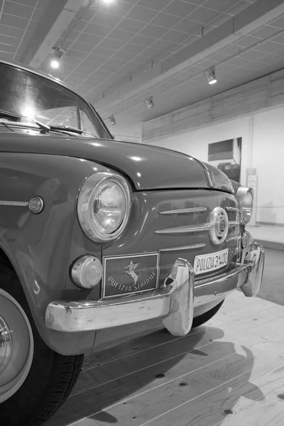 Italien Rom Polismuseet Maj 2004 Fiat 600 1962 Editoriell — Stockfoto