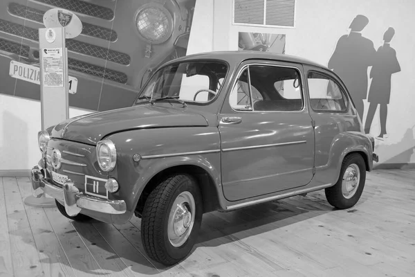 Italy Rome Police Cars Expo Museum May 2004 Fiat 600 — Stock Photo, Image
