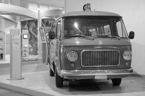 Italië Rome Police Cars Expo Museum Mei 2004 Fiat 238 — Stockfoto