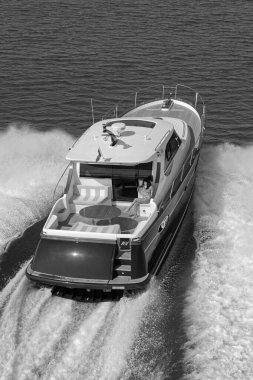 İtalya, Fiumicino (Roma), 12 Mart 2007, Newport 46 ABATI YACHTS lüks yat, hava manzaralı - EDITORIAL