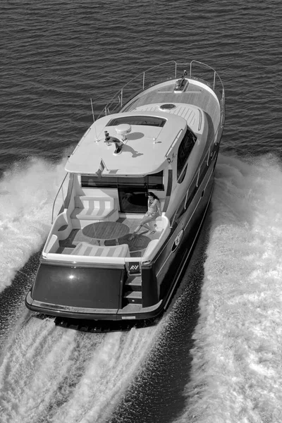 이탈리아 2007 뉴포트 Abati Yachts Luxury Yacht Airview Editorial — 스톡 사진