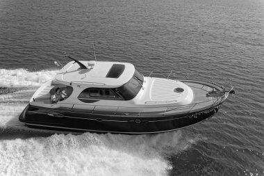 İtalya, Fiumicino (Roma), 12 Mart 2007, Newport 46 ABATI YACHTS lüks yat, hava manzaralı - EDITORIAL