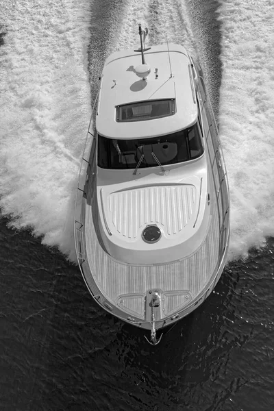 Италия Фьюмичино Рим Марта 2007 Ньюпорт Роскошная Яхта Abati Yachts — стоковое фото