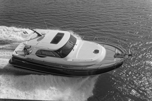 이탈리아 2007 뉴포트 Abati Yachts Luxury Yacht Airview Editorial — 스톡 사진