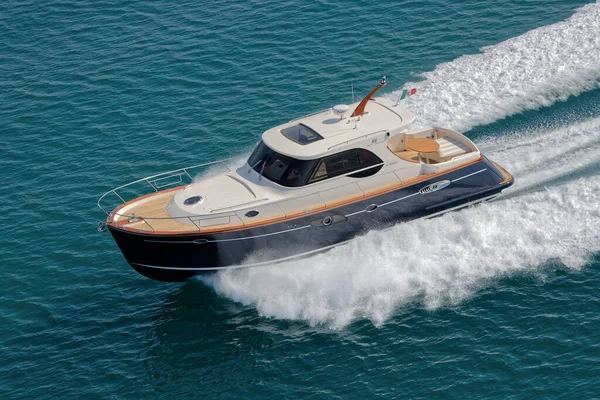 Itálie Fiumicino Řím Březen 2007 Newport Abati Yachts Luxusní Jachta — Stock fotografie