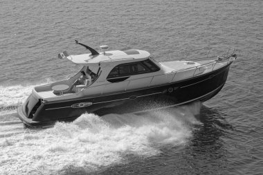 İtalya, Fiumicino (Roma), 12 Mart 2007, Newport 46 ABATI YACHTS lüks yat, hava manzaralı - EDITORIAL