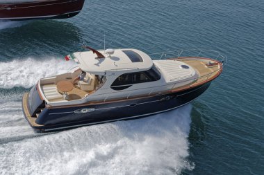 İtalya, Fiumicino (Roma), 12 Mart 2007, Newport 46 ABATI YACHTS lüks yat, hava manzaralı - EDITORIAL