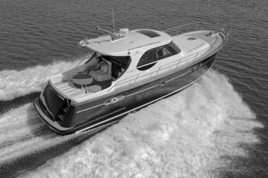 İtalya, Fiumicino (Roma), 12 Mart 2007, Newport 46 ABATI YACHTS lüks yat, hava manzaralı - EDITORIAL