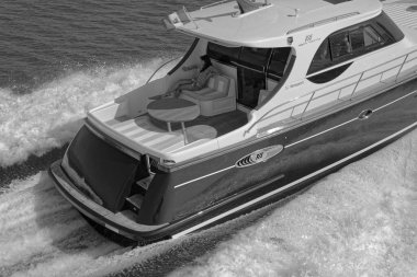 İtalya, Fiumicino (Roma), 12 Mart 2007, Newport 46 ABATI YACHTS lüks yat, hava manzaralı - EDITORIAL