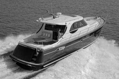 İtalya, Fiumicino (Roma), 12 Mart 2007, Newport 46 ABATI YACHTS lüks yat, hava manzaralı - EDITORIAL